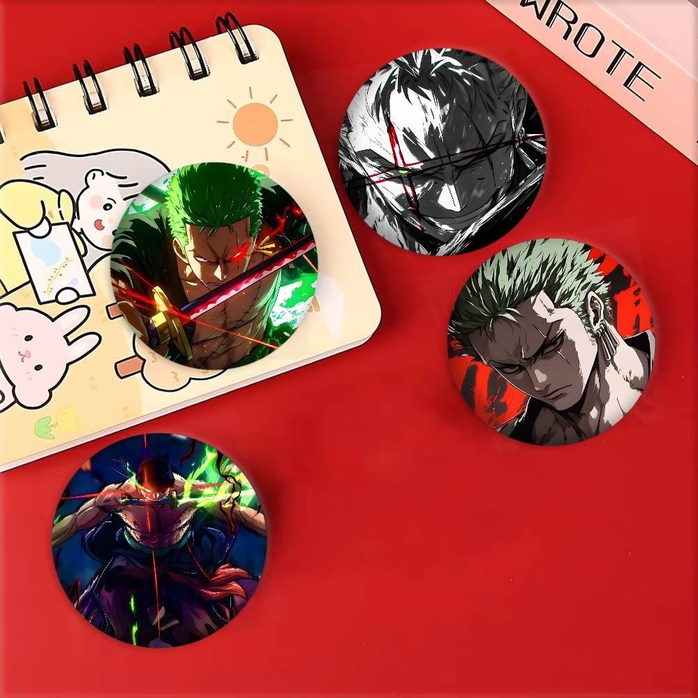 Pin Redondo de Anime R-Roronoa - Cosplay Zone Anime Friends reseña y precio